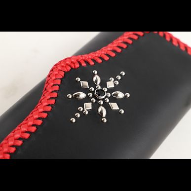 バイカー人気メーカーデグナーの本革長財布スタッズレースワーク